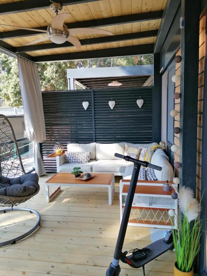 Mobile Home Peponi Del Mar, Camping Porton Biondi Rovigno Esterno foto
